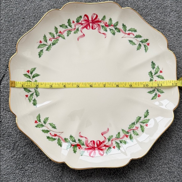 Vintage Lenox Holiday Serving Dish Made in USA - Picture 4 of 4